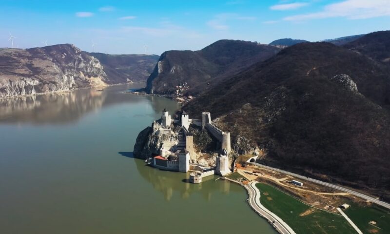 Golubačka tvrđava je srednjovekovno utvrđenje na obali Dunava, na ulazu u Đerdapsku klisuru